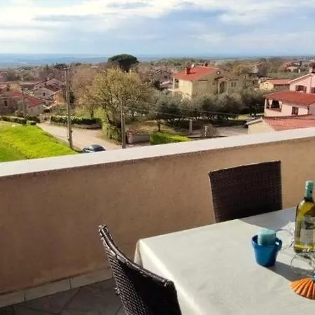 Appartement Lorena *